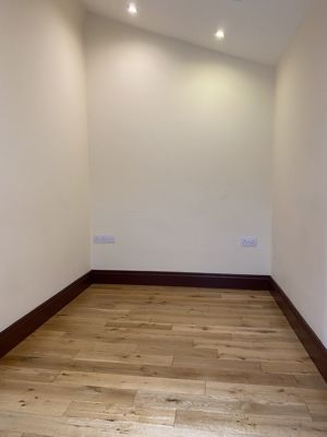 Bedroom- click for photo gallery